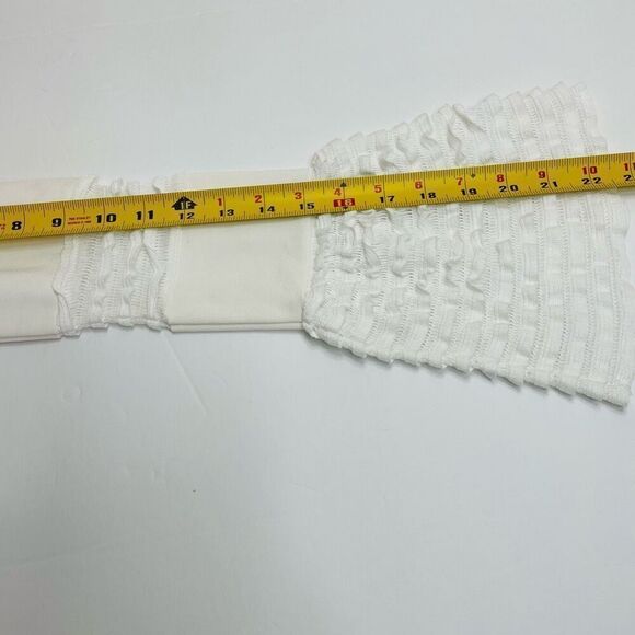 Alexis Gryffin Off The Shoulder Bell Sleeve Top White Size Medium - Picture 9 of 12